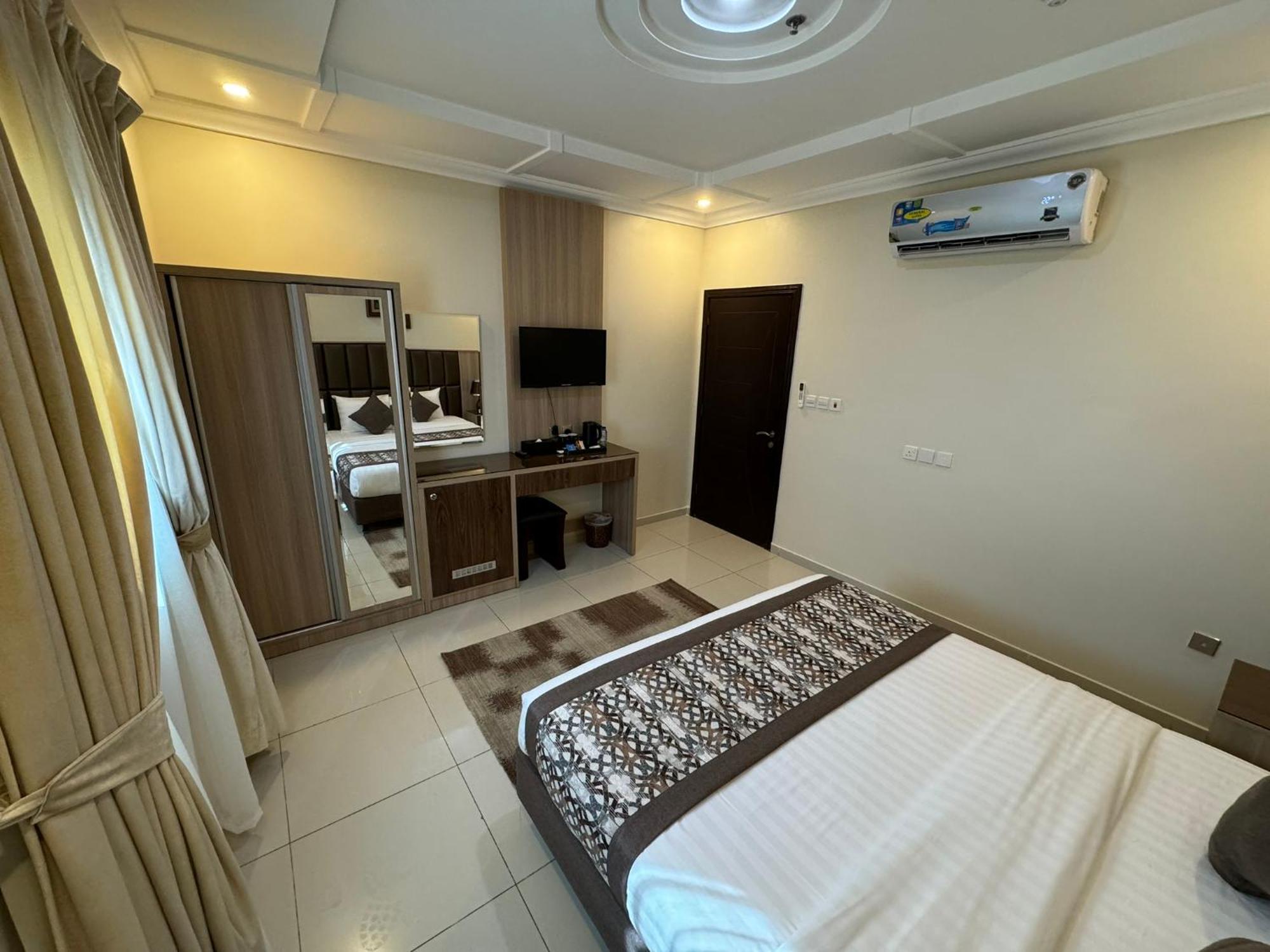 Primotel Suites As Salamah Jiddah Esterno foto